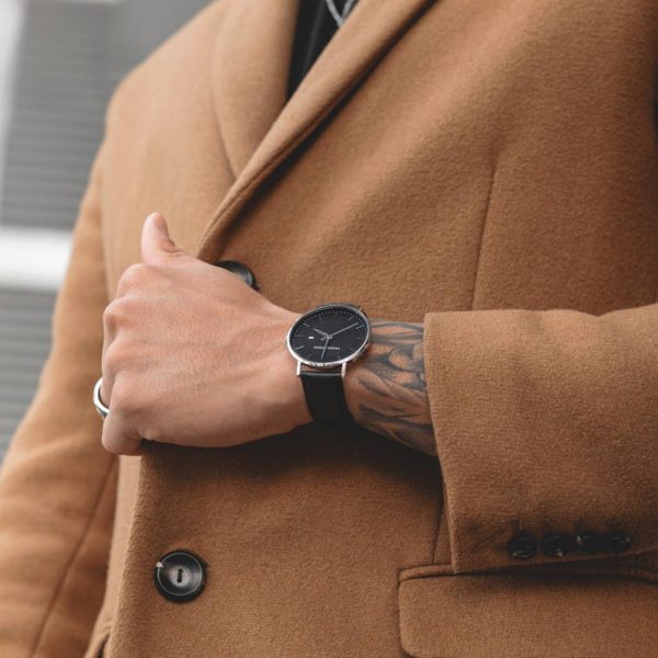 Relógio Classic Pearl - Relógio para homem em aço inoxidável com bracelete de pele preta e mostrador preto - Relógio preto em aço inoxidável para homem com elegância - relógio Twobrothers