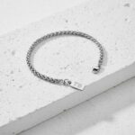 Pulseira para homem com garantia de 3 anos em aço inoxidável.