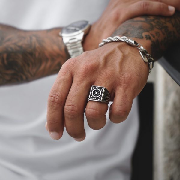 Anel para homem em aço inoxidável - anel com leme para homem em aço - Anel Rockford da marca portuguesa Twobrothers