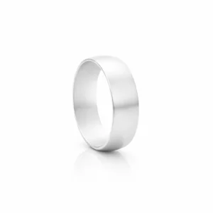 Aliança para mulher em aço inoxidável com acabamento polido.