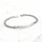 Pulseira para homem com chapa para gravações personalizadas