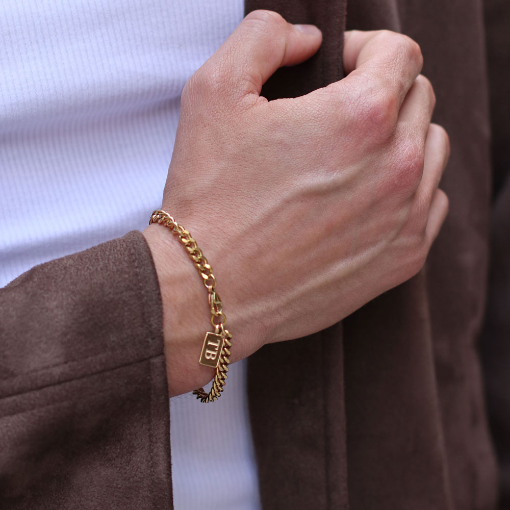 pulseira-para-homem-dourada Pulseira Hudson Gold para homem produzida em aço inoxidável dourado estilo corrente da marca Twobrothers.