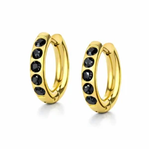 Brincos argola para mulher, em aço inoxidável antialérgico dourado com brilhantes pretos, da marca Twobrothers.