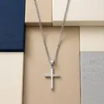 Colar Prateado Dillon, para homem, com pendente em forma de cruz em aço inoxidável da marca portuguesa Twobrothers.