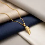 Colar Homem Dourado com Asa Los Angeles - Image 3