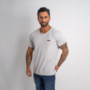 T-shirt Detroit Off White, para Homem, em algodão de qualidade e conforto superior.