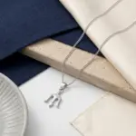 Colar para homem em aço inoxidável prateado, modelo poseidon tridente