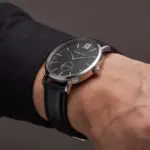 Relógio Clinton para homem com bracelete em pele preta