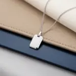 Colar para homem em aço inoxidável prateado com medalha seattle personalizável