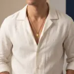 colar para homem em aço inoxidavel com medalha com inicial