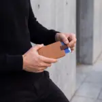Porta-Cartões para homem modelo Montana em pele castanha claro genuína